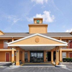 Quality Inn 16 Photos Hotels 242 Lakecrest Rd Asheboro Nc Photo Of Quality Inn Asheboro Nc United States