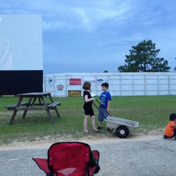 Jesup drive in theatre