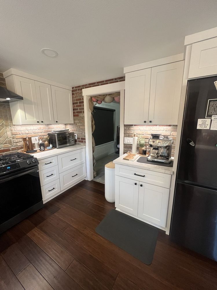 DJJ Champion Cabinets
