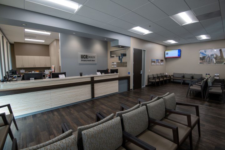 image of business UCR Health Multispecialty Center