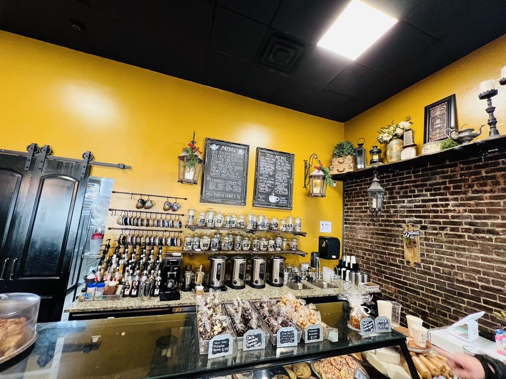 The Black Lantern Tea Room & Bakery