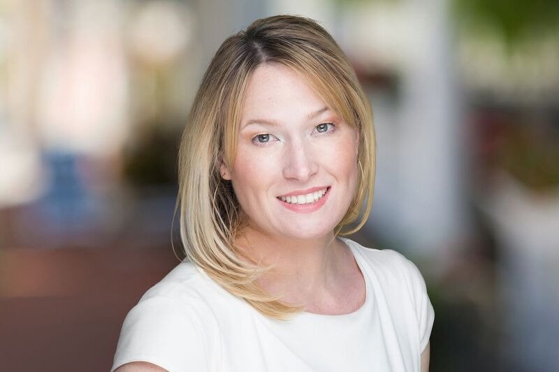 Lori Coyne - Century 21 Redwood Realty