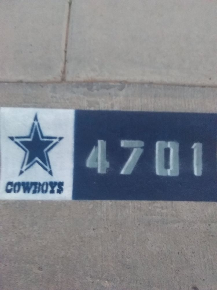 Hectors Curbside Painting