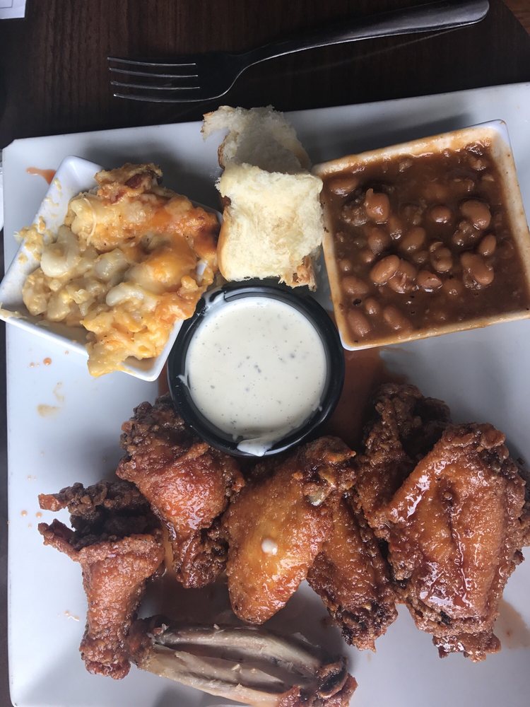 Luxe Restaurant and Lounge Order Food Online 11 Photos Lounges