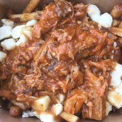Ça roule ma poule food trucks mercier hochelaga maisonneuve