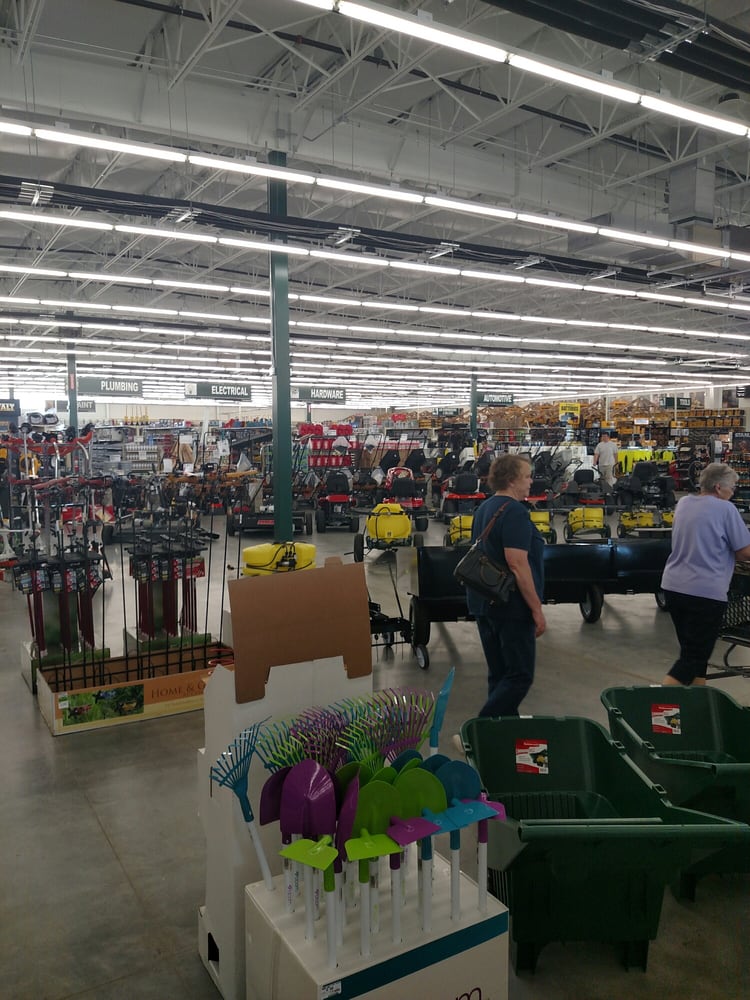 Bomgaars Livestock Feed & Supply 2151 SE 11th St, Grimes, IA Last Updated November 29