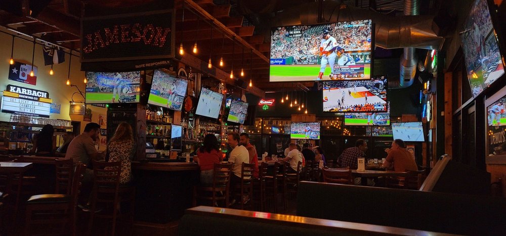 Mo's Irish Pub