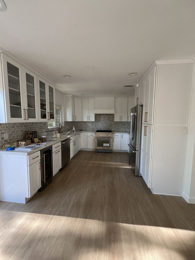 Universal Appliance and Kitchen Center