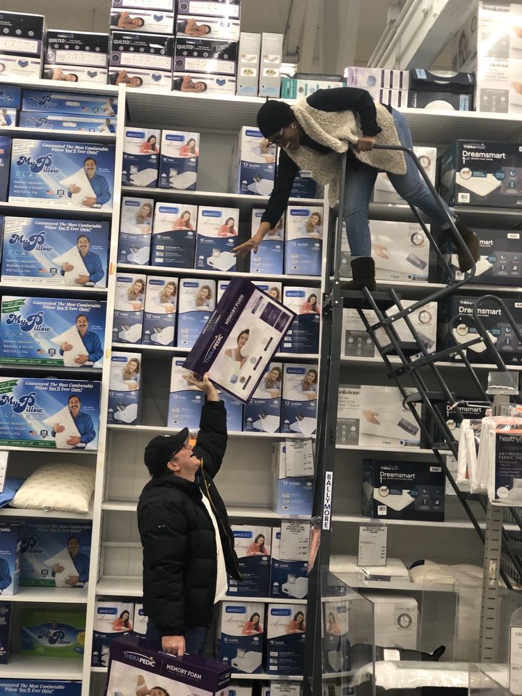 Bed Bath & Beyond