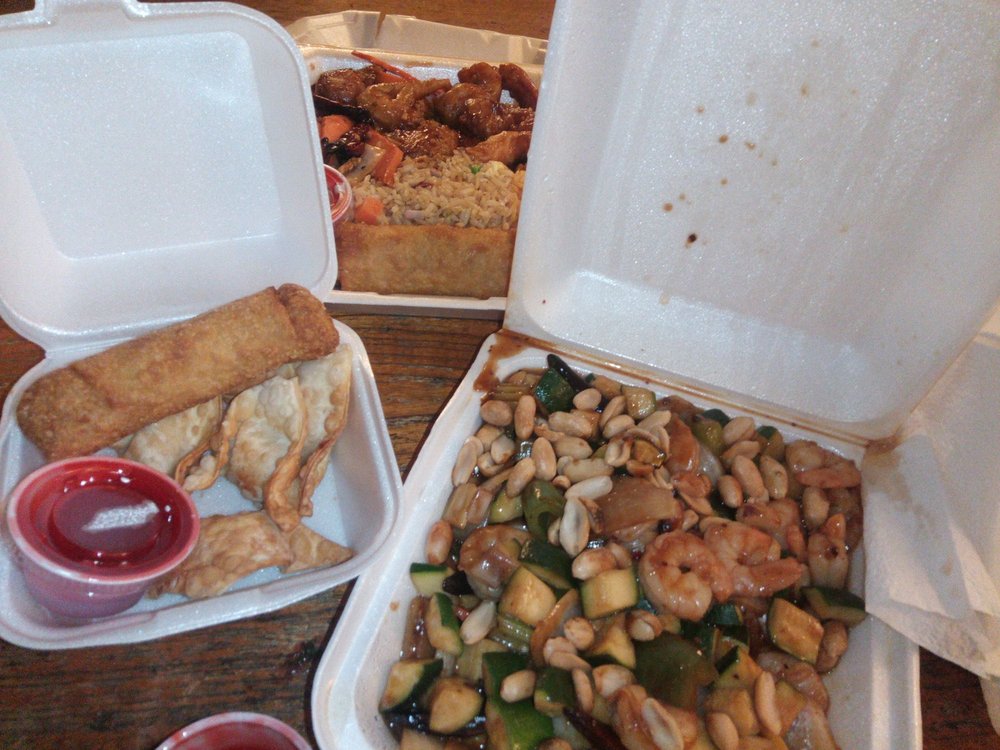 China Lights Oriental Cuisine