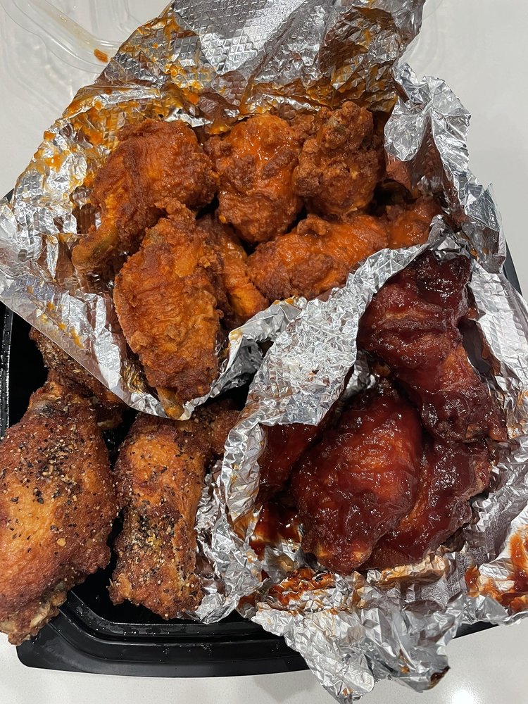 818 Wings