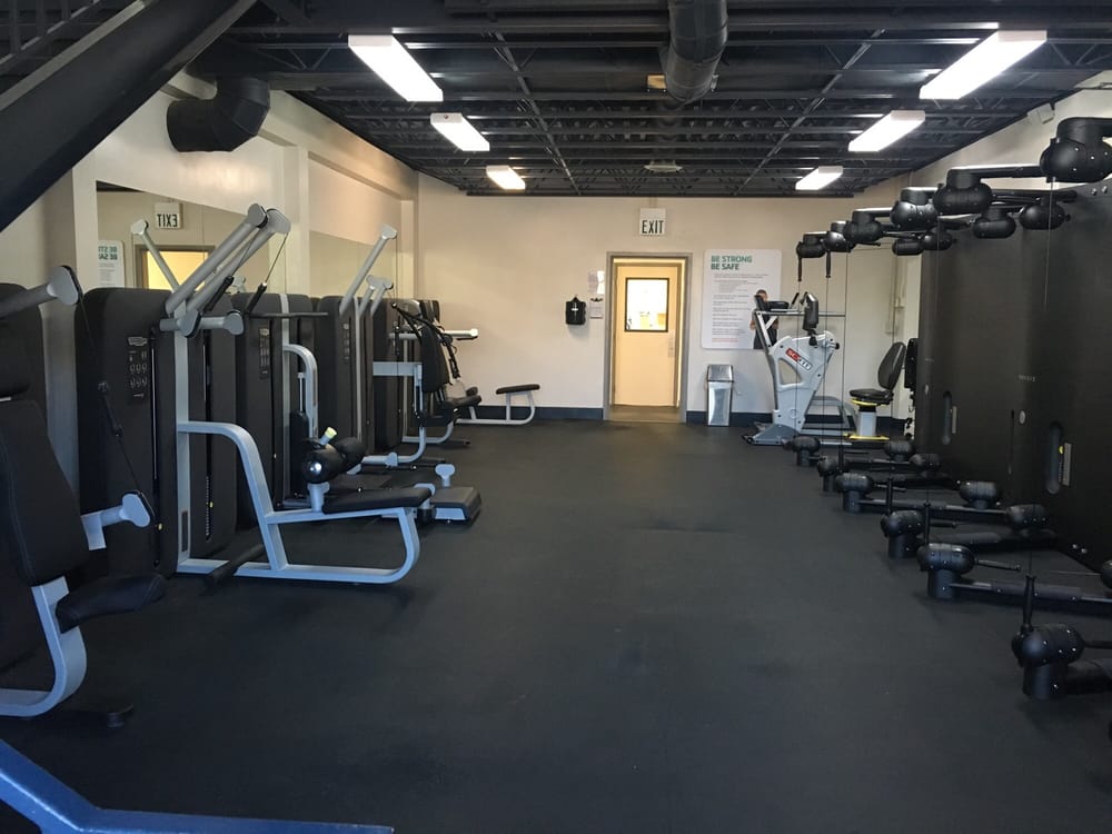 Crescenta Valley Family YMCA 16 Photos & 22 Reviews Gyms 3931