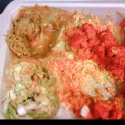 Muskaan Cuisine of India - San Francisco, CA, United States. See the water at the bottom of the tray; Indian food is supposed to be cooked with lots of oil (not water).