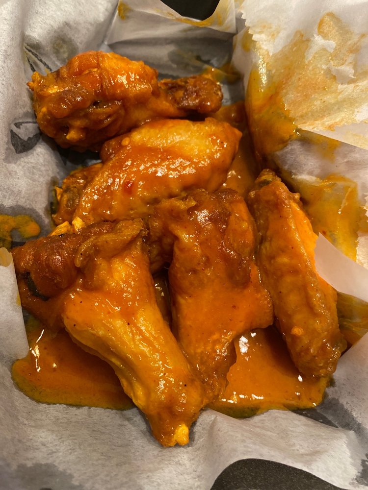 Dick's Wings & Grill - Atlantic Blvd
