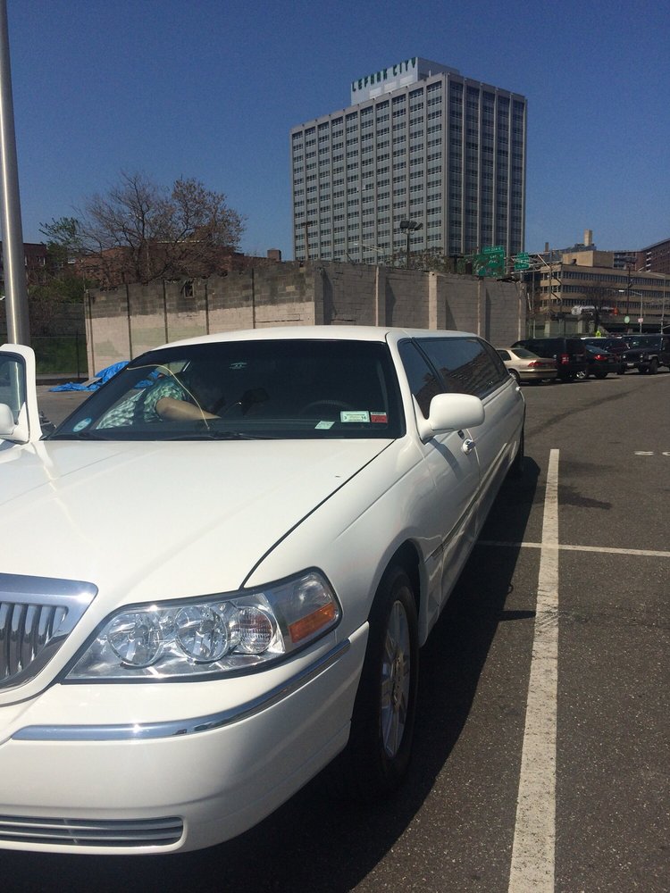 J &amp; C Limousine Service 13 Photos Limos Glendale