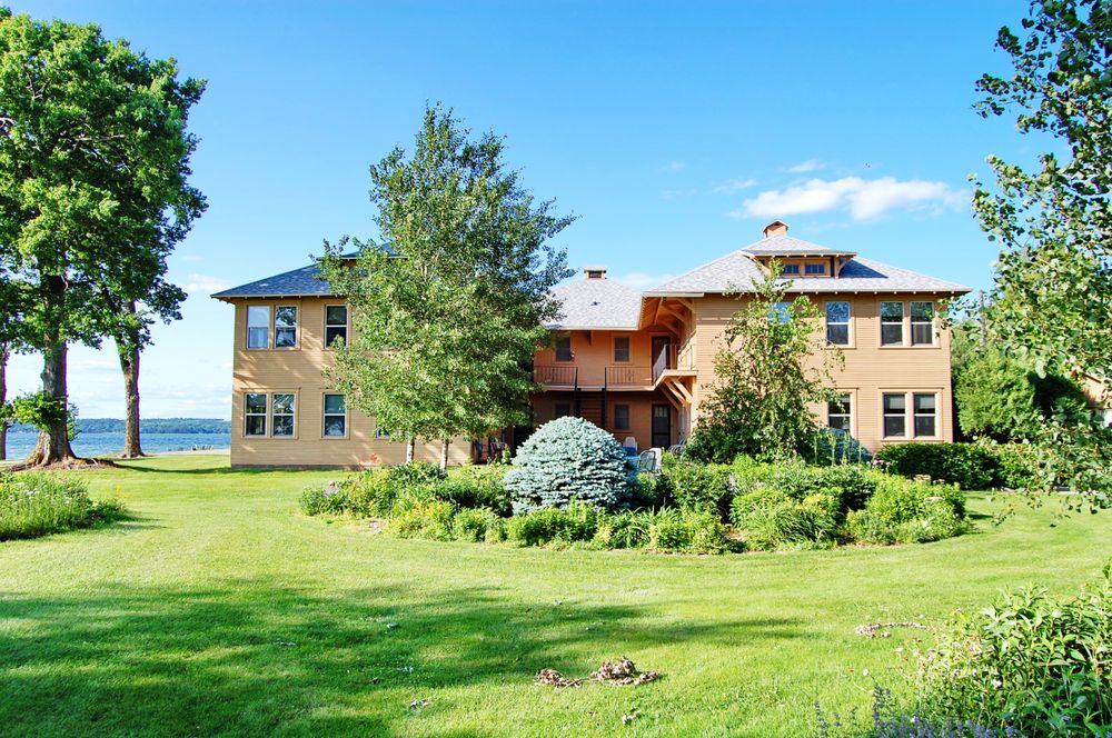 Peters Sunset Beach Resort 36 Photos Resorts 20000 S Lakeshore Dr