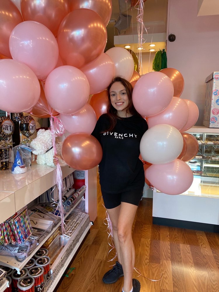Bond Party Supplies & Balloon Boutique
