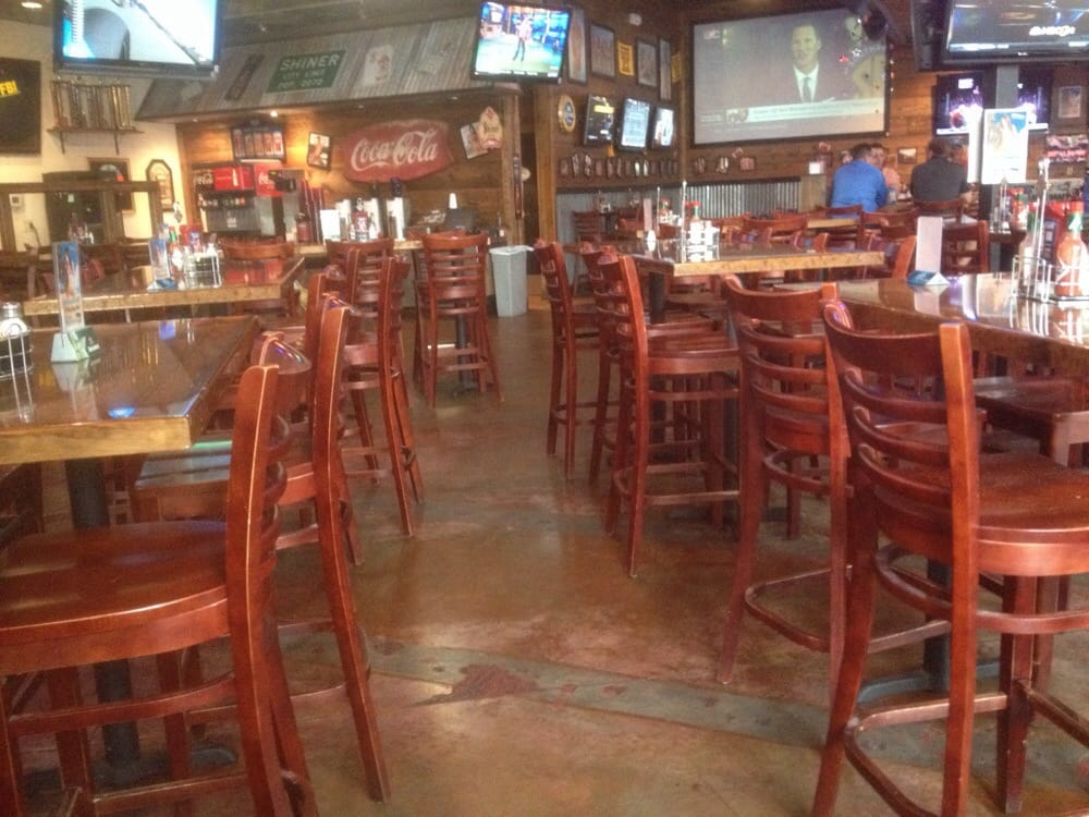 Bikinis Sports Bar & Grill CLOSED 23 Photos & 30 Reviews Sports Bars 720 E Campbell