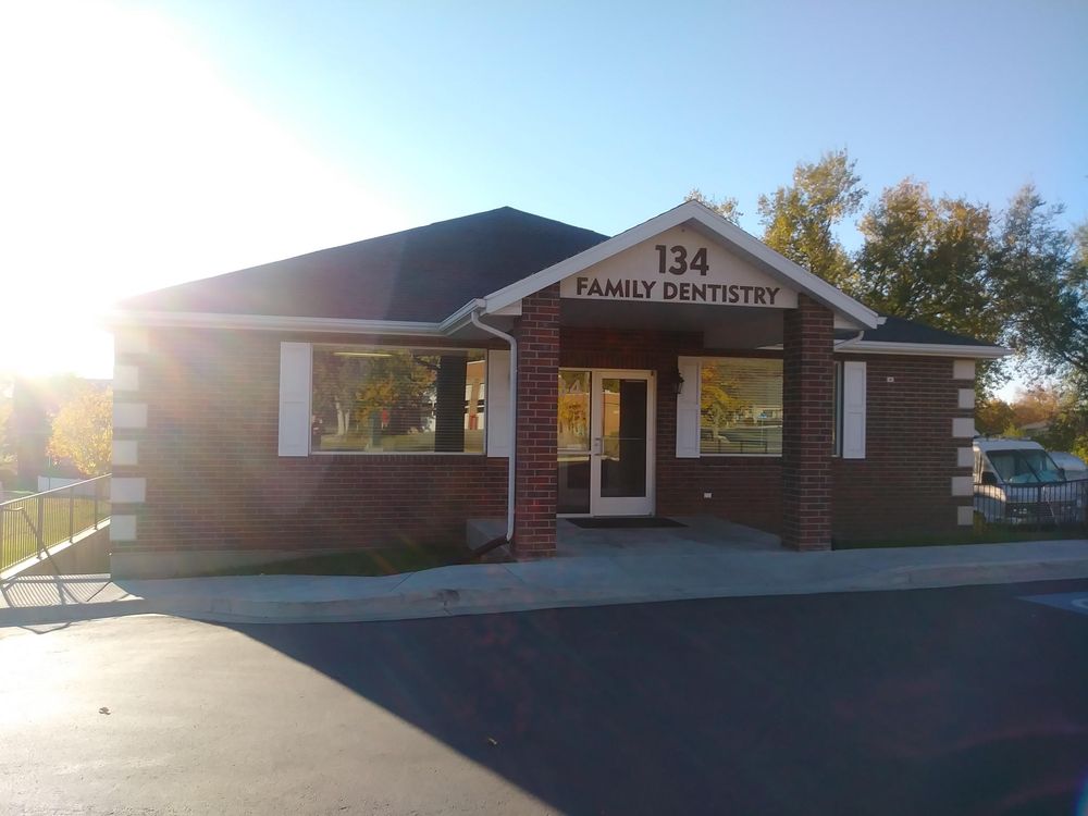 image of business Brad Huffaker, DDS