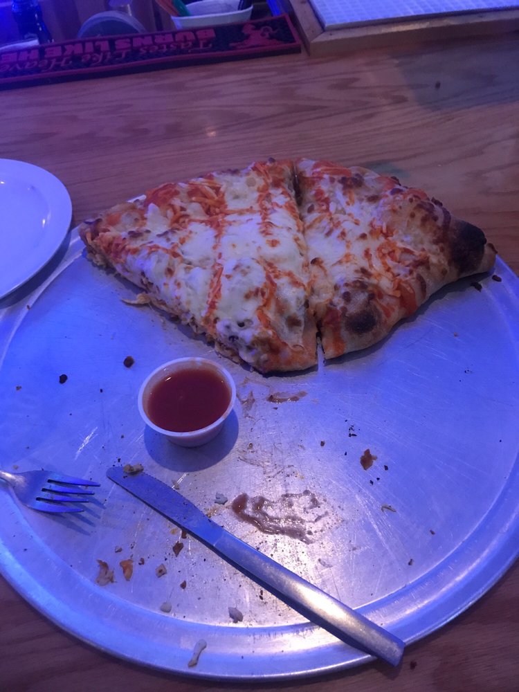 Hill Top Pizzeria Image