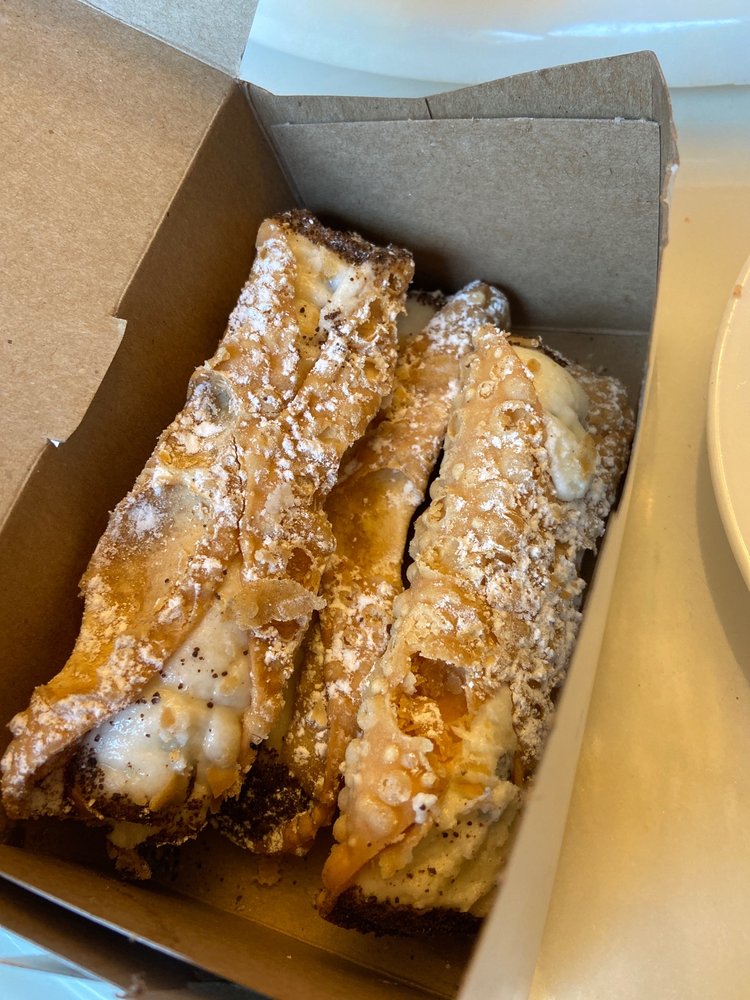 Sam's Queenston Bakery
