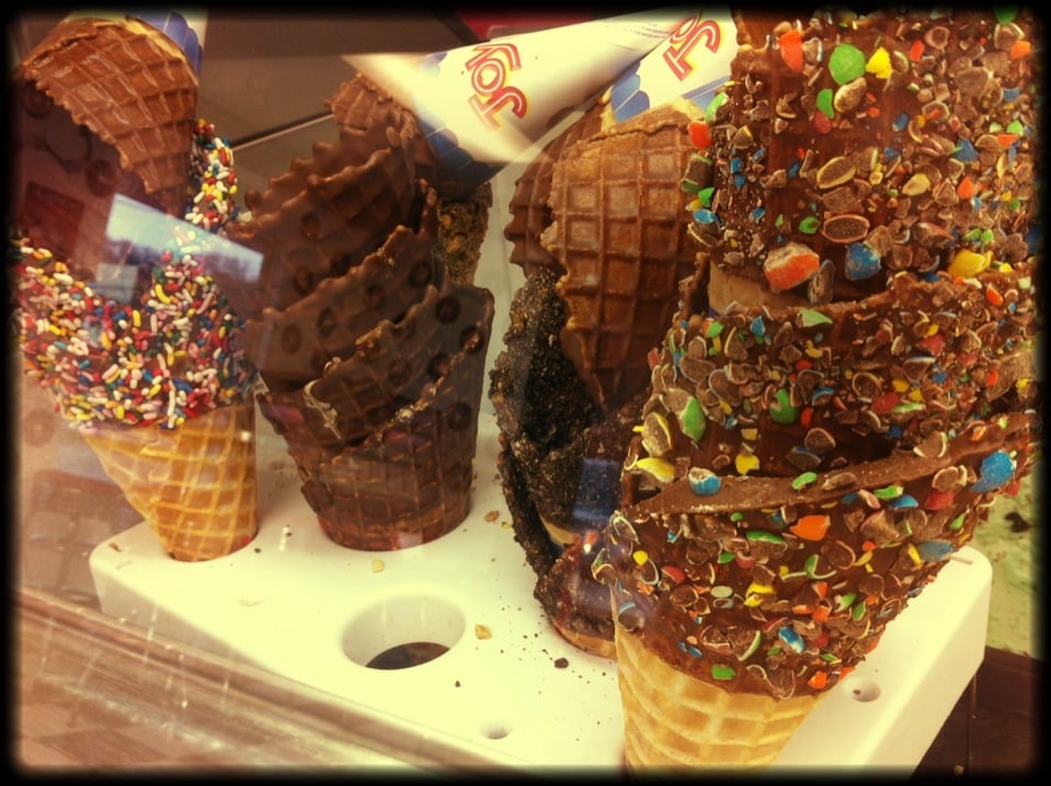 Shell’s Ice Cream & Grill Ice Cream & Frozen Yogurt 805 E Main St