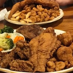 Captain Tom S Seafood 27 Photos 57 Reviews 1717 Blvd Photo Of Captain Tom S Seafood Colonial Heights Va United States