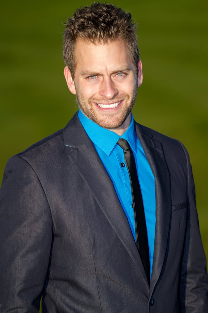 The Win Van Pelt Team at John L Scott Real Estate