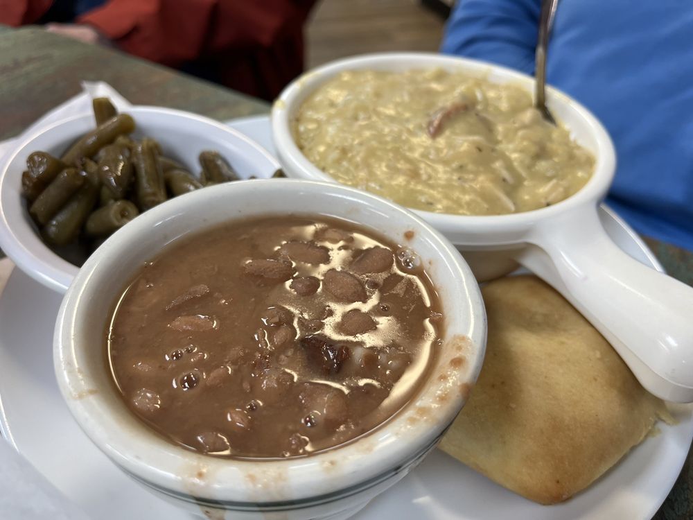 Carolina Crossing Restaurant