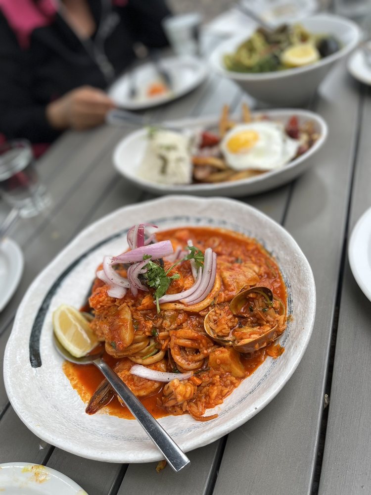 La Costanera La Costanera