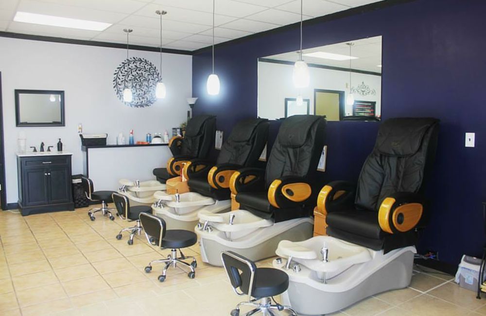 Haus of Nails & Hair Salon Hair Salons 1934 Industrial Blvd