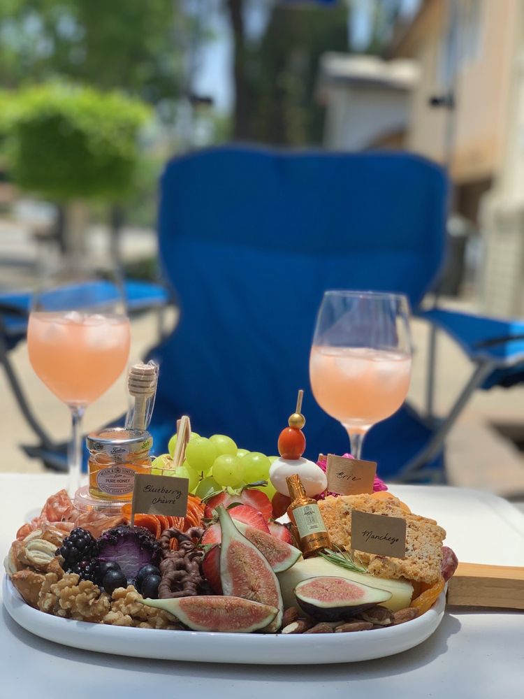 La Charcuterie Chica