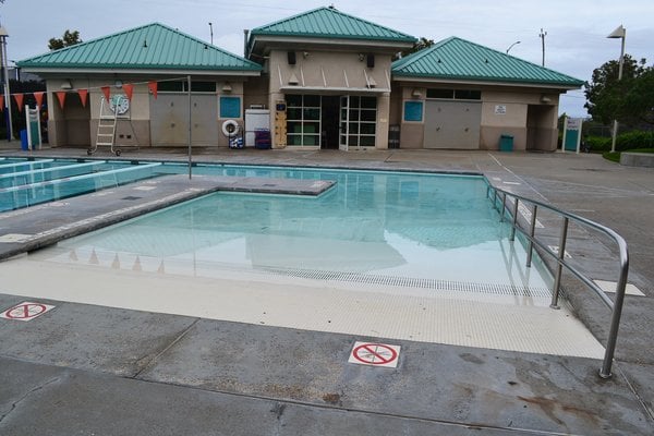 Brisbane Community Pool