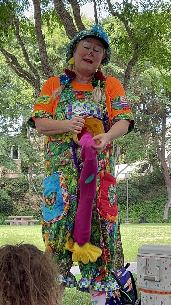 Sparkles The Clown