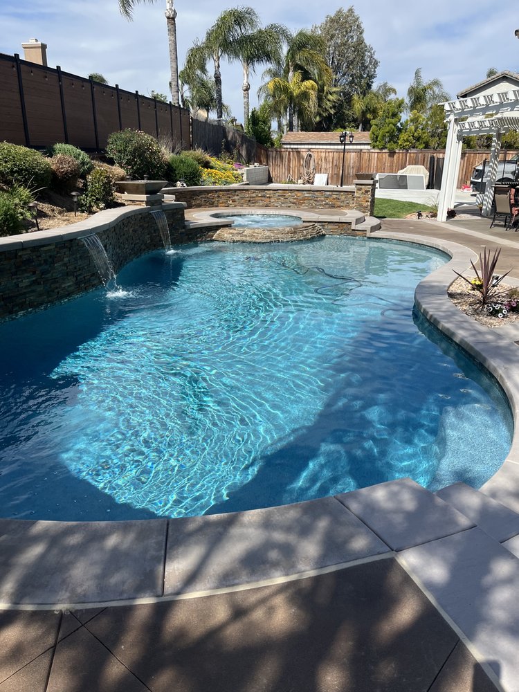 Paradise Pool and Spa