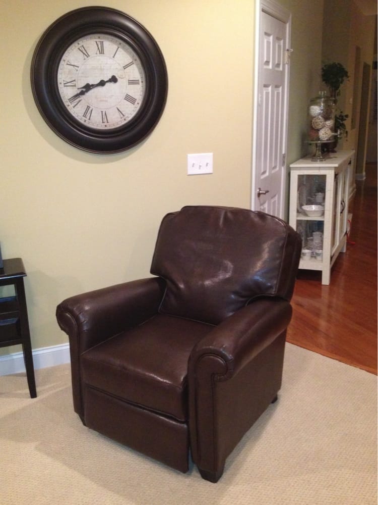 Gene Fields' House of Furniture