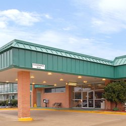 Super 8 By Wyndham Hope Hotels I 30 Exit At Hwy 4 Ar Photo Of Super 8 By Wyndham Hope Ar United States