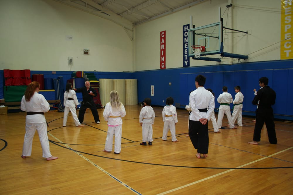 Deer Path Family YMCA, Flemington Roadtrippers