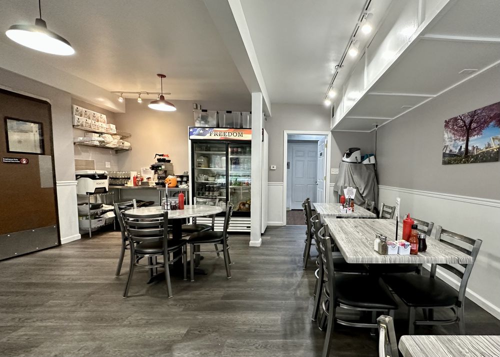 Dominic's Diner