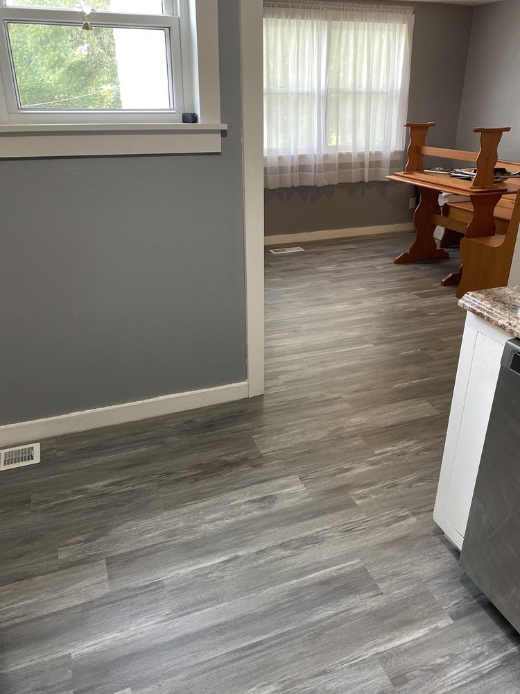 image of business Hardwood Floor Essence