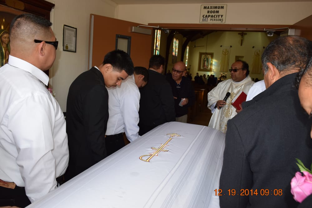 Bakersfield Funeral Home 23 Photos Funeral Services & Cemeteries 3125 19th St, Bakersfield