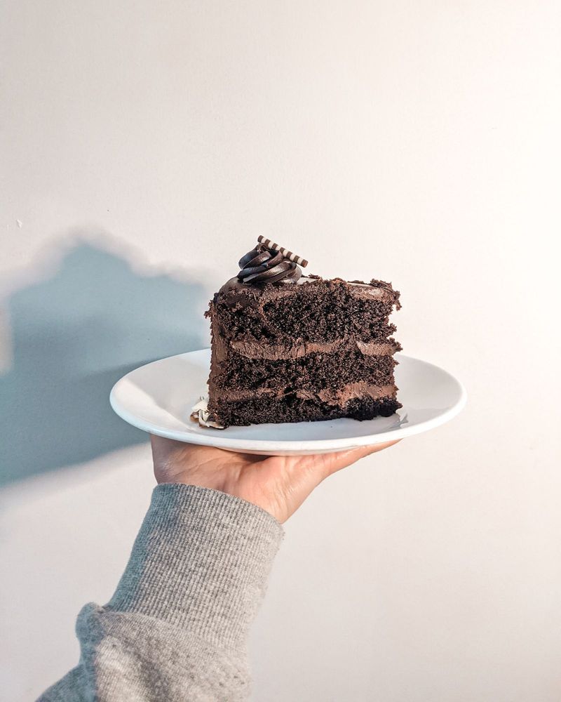Armeen's Cake & Bake Shop