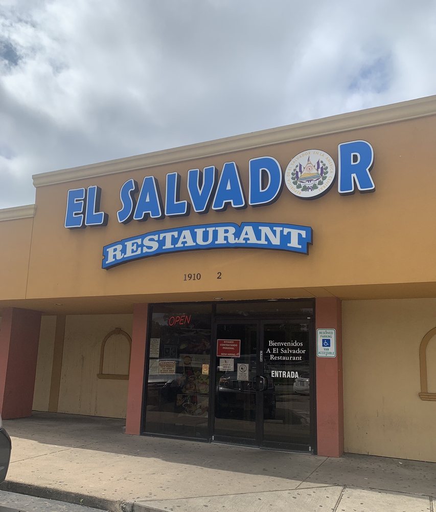 El Salvador Restaurant