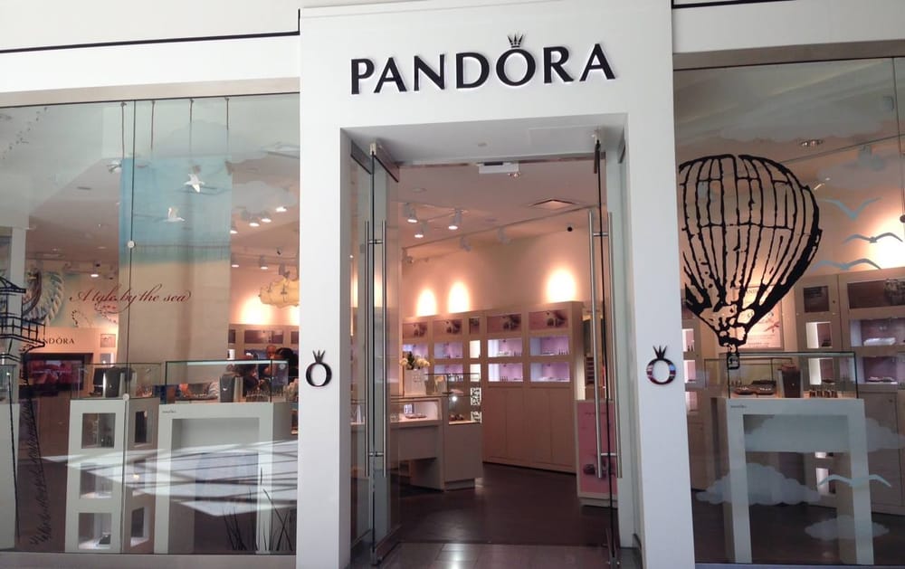 Pandora at St.Laurent Centre Fashion 1200 St.Laurent Blvd, Ottawa