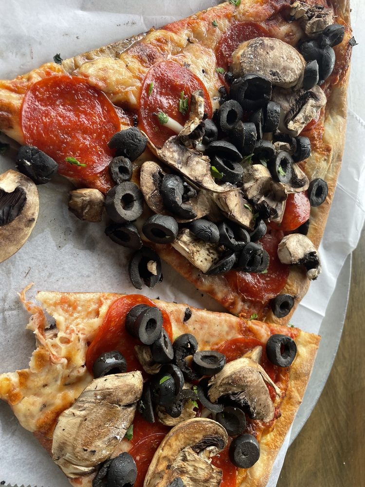 Bella Pizzeria & Grill