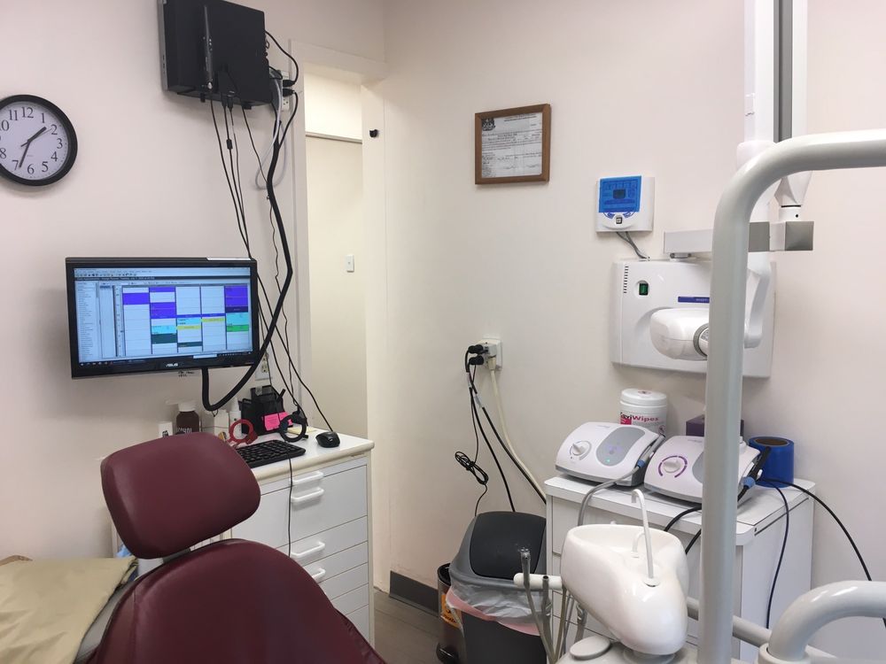 image of business The Dental Suite - Dr. Lindi Perkins, DDS