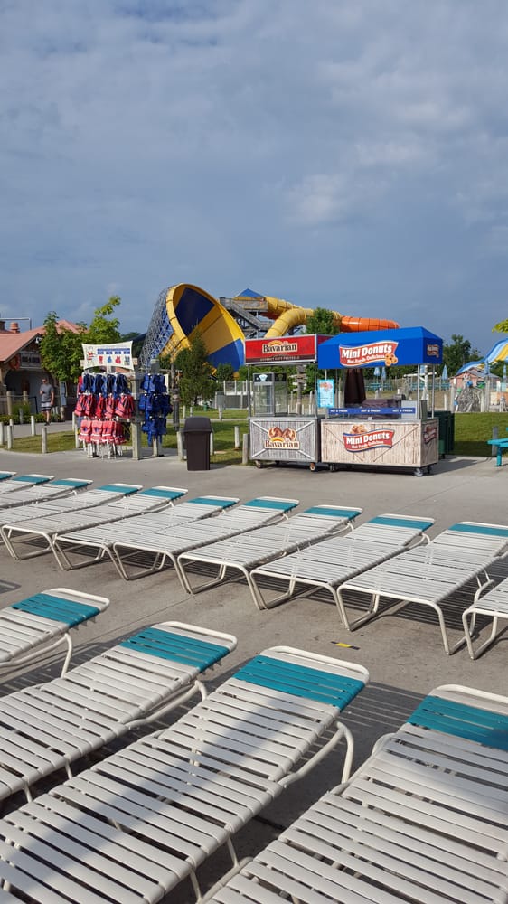 Zoombezi Bay 10 Photos & 36 Reviews Amusement Parks 4850 W Powell