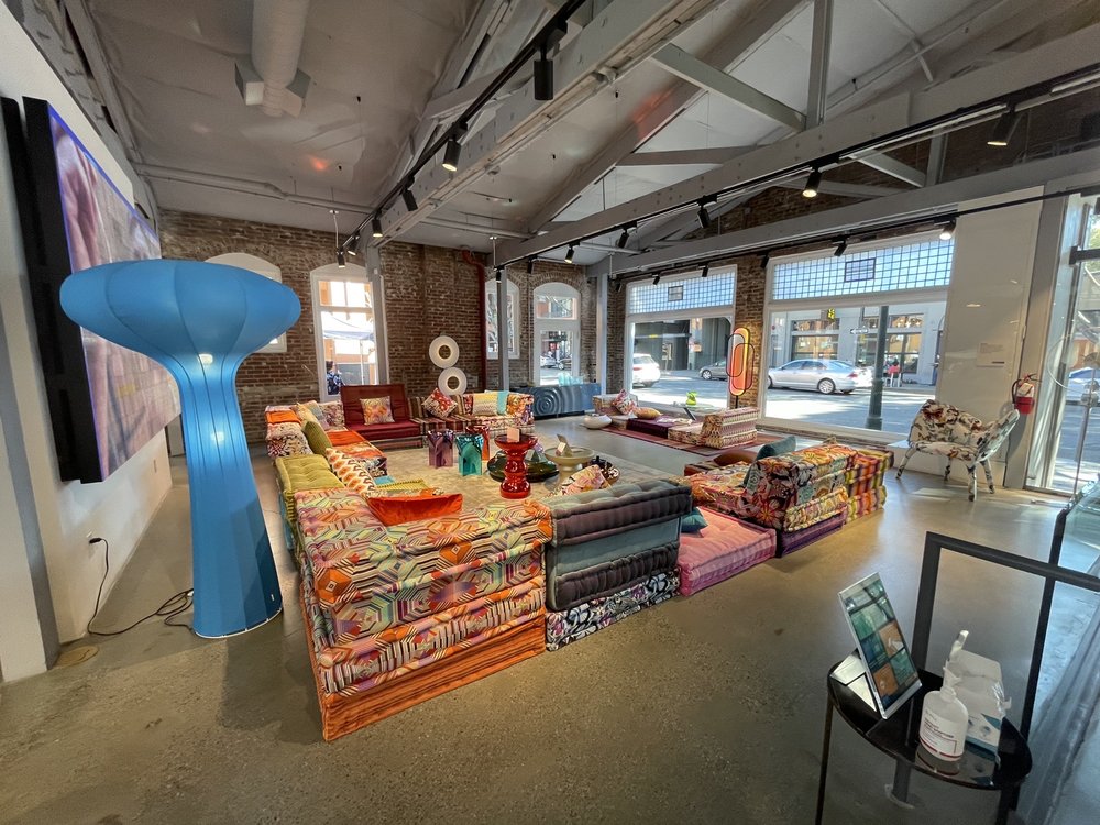 image of business Roche Bobois