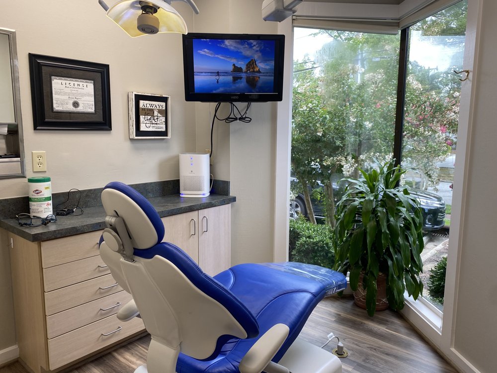image of business Michael J Mango, DDS