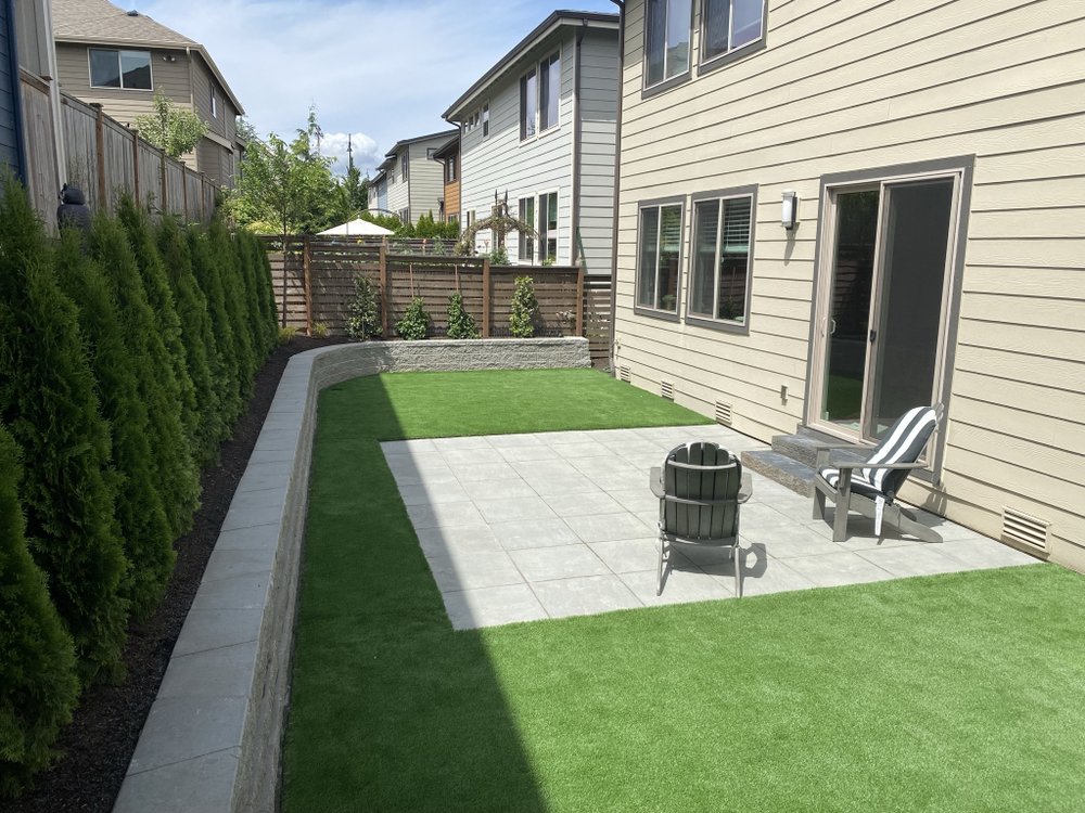 Saltos Landscaping